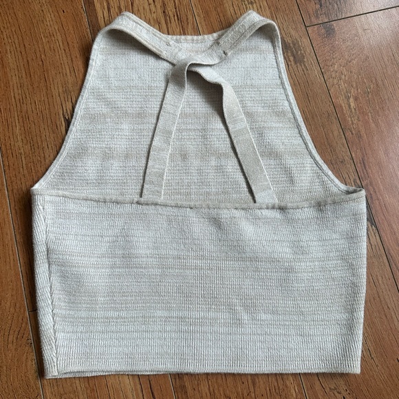 Hollister halter crop top - Picture 3 of 5